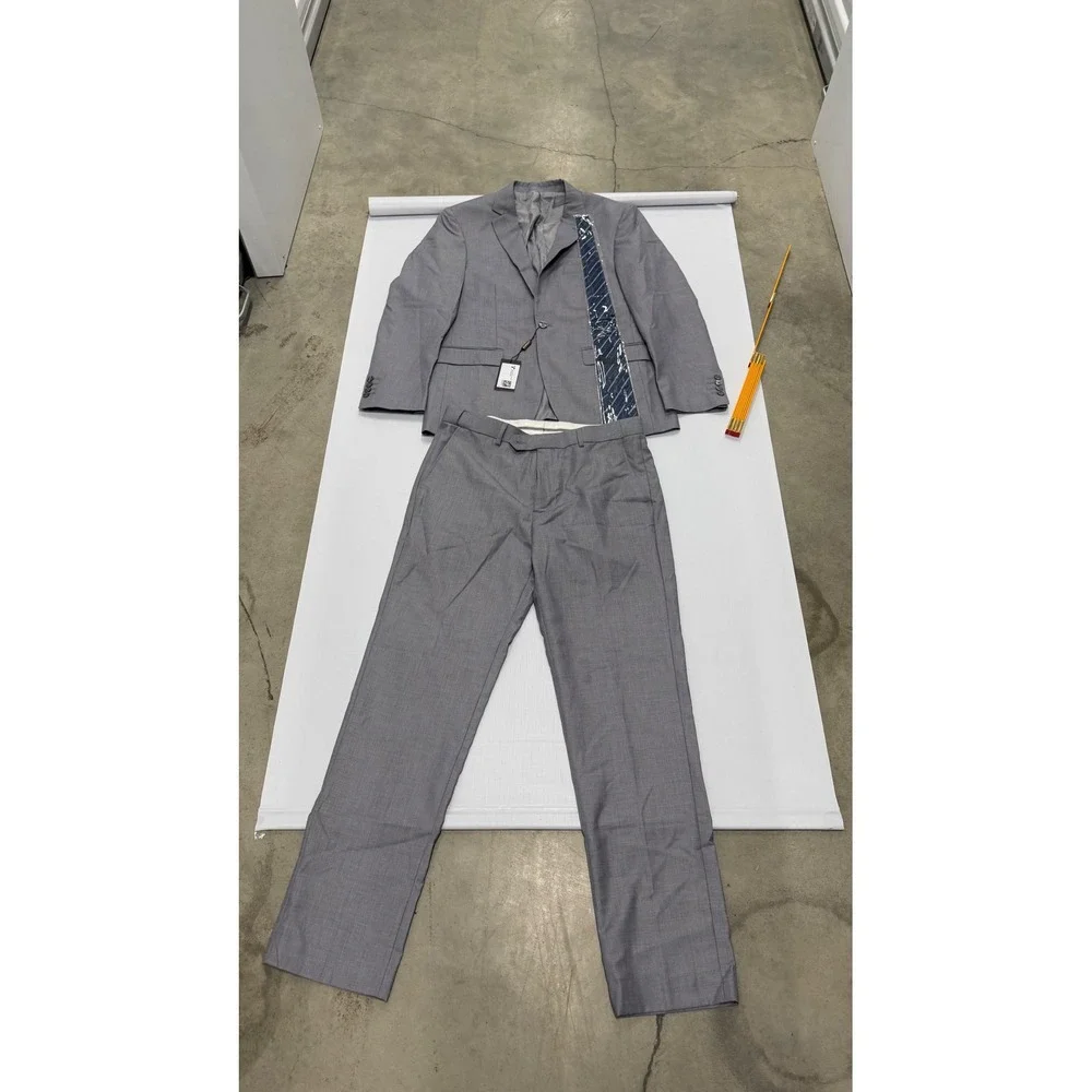 Cooper & Nelson Mens 2 Piece Suit with Tie Grey 40R Medium Blazer Trousers NEW